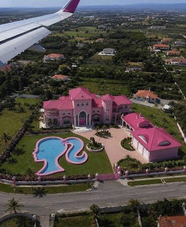 💗 Happy Day of the Year 222 to the Barbz, Romanz & Kenz in Gag City! 💗