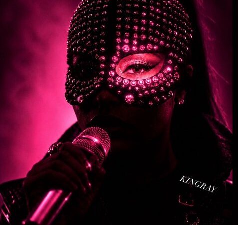 💕 Pink Champagne Streams & Barbie Dreams: Nicki Minaj Just Made Spotify HERstory 🌸🎀
