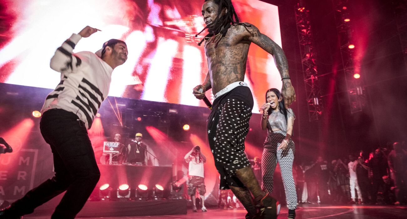 Nicki Minaj Makes History Again With 49th Number One on US iTunes 👑