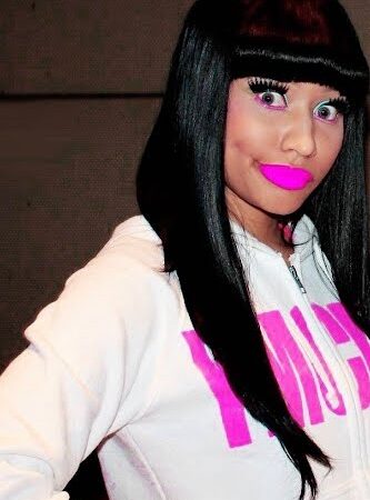 👑⭐Nicki Minaj Makes History: The Most Awarded Rapper Ever! 🏆🎤